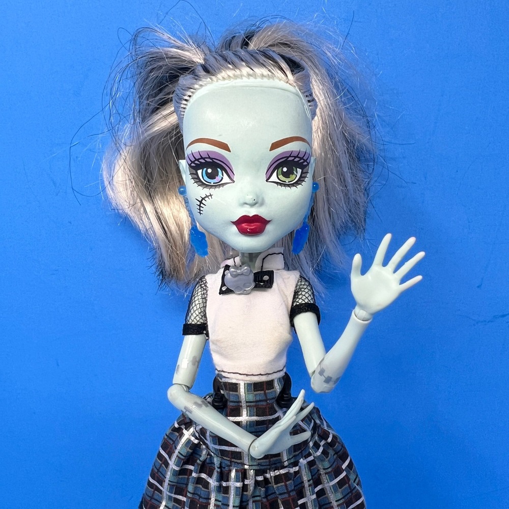 Monster High Frankie Stein Ghouls Alive Doll 2012 11" Articulated Collectible
